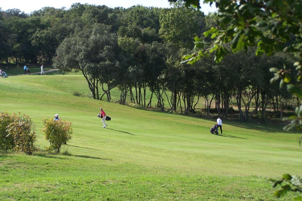 비오 Appartea Golf Side 아파트 호텔 외부 사진